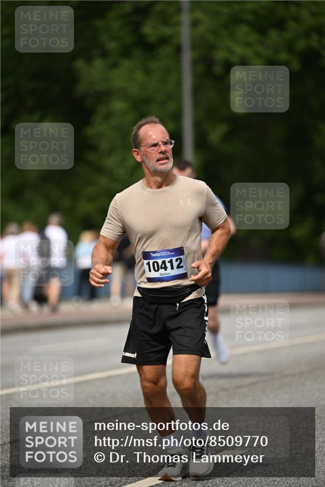 29.06.2025 - hella hamburg halbmarathon Dr. Thomas Lammeyer http://msf.ph/oto/8509770 29.06.2025 10:32:28 Kennedybrücke 4834, 5285, 5604, 5707, 5939, 6102, 6259, 6345, 7497, 7667, 7764, 7980, 9716, 9855, 10412, 10413 meine-sportfotos.de