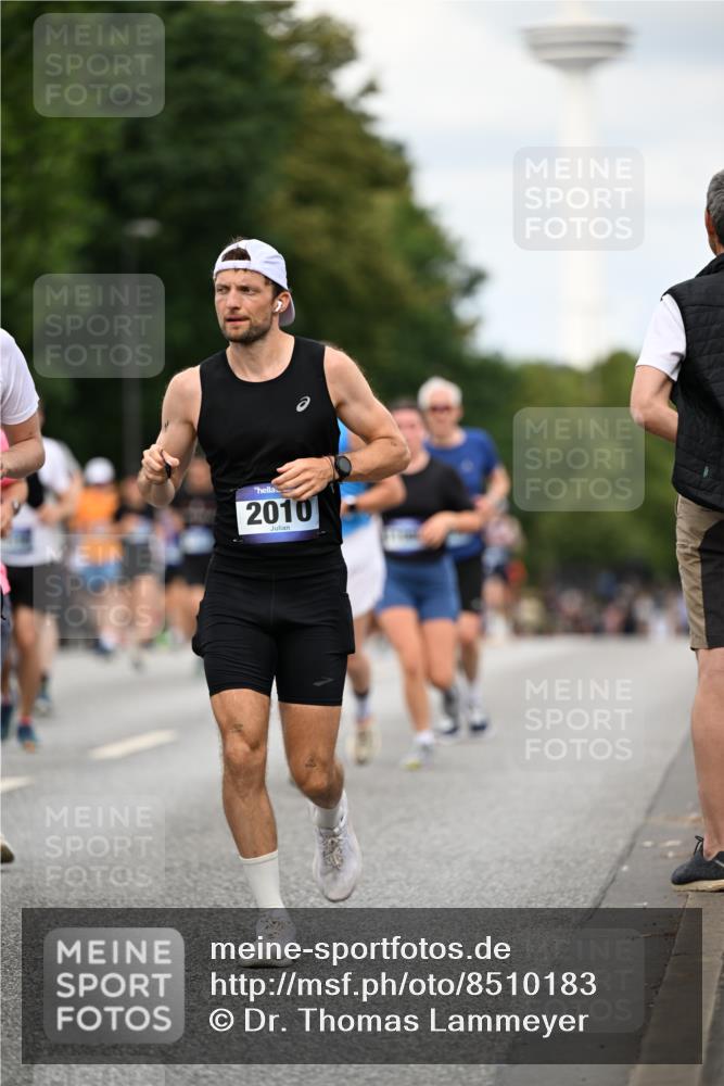 29.06.2025 - hella hamburg halbmarathon Dr. Thomas Lammeyer http://msf.ph/oto/8510183 29.06.2025 10:33:17 Kennedybrücke 1518, 1557, 2010, 3179, 3445, 3717, 4349, 4362, 4373, 4395, 5167, 5847, 6285, 6632, 7832, 9714, 10198, 11249, 11269 meine-sportfotos.de
