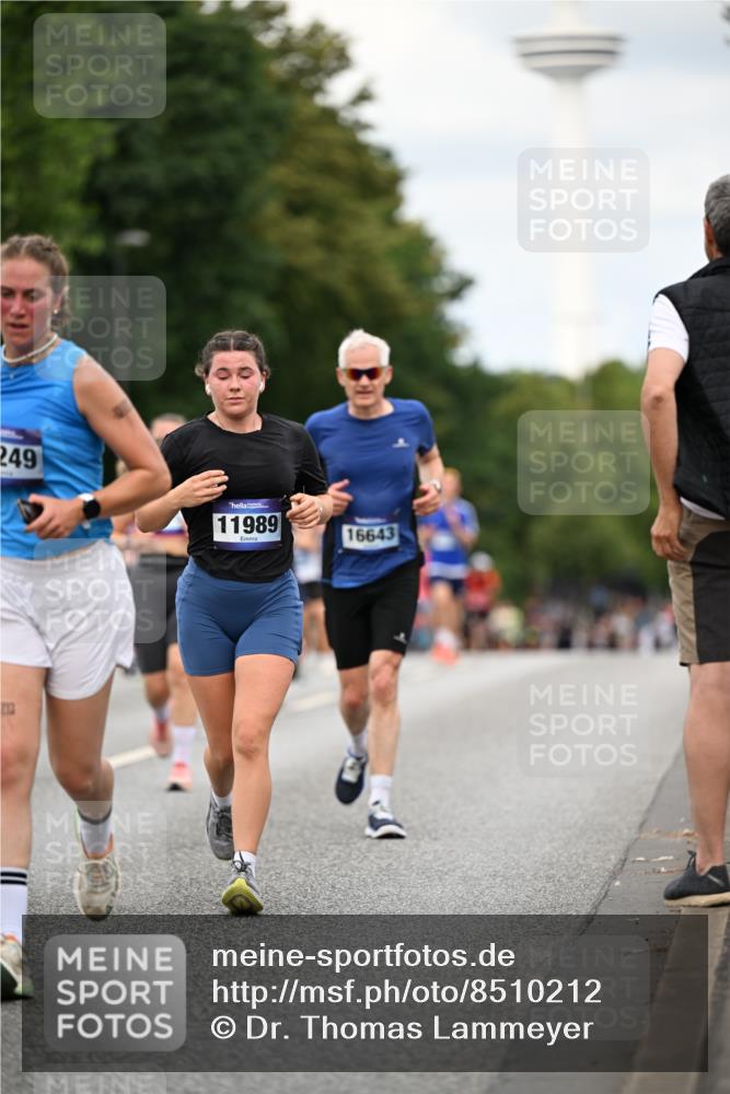 29.06.2025 - hella hamburg halbmarathon Dr. Thomas Lammeyer http://msf.ph/oto/8510212 29.06.2025 10:33:20 Kennedybrücke 1518, 1557, 2010, 3179, 3445, 3717, 4349, 4362, 4373, 4395, 5167, 5847, 6285, 6632, 7832, 8560, 9714, 10198, 11249, 11269 meine-sportfotos.de