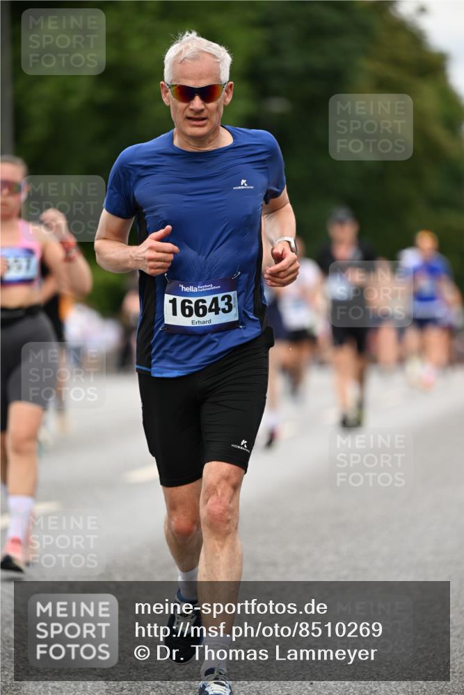 29.06.2025 - hella hamburg halbmarathon Dr. Thomas Lammeyer http://msf.ph/oto/8510269 29.06.2025 10:33:25 Kennedybrücke 1518, 1557, 2010, 3179, 3311, 3445, 3717, 4349, 4362, 4373, 4395, 5167, 5250, 5847, 6285, 6632, 7832, 8560, 9714, 10198, 11249, 11269 meine-sportfotos.de