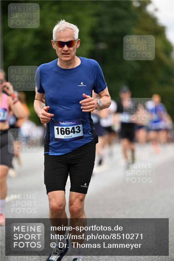 29.06.2025 - hella hamburg halbmarathon Dr. Thomas Lammeyer http://msf.ph/oto/8510271 29.06.2025 10:33:25 Kennedybrücke 1518, 1557, 2010, 3179, 3311, 3445, 3717, 4349, 4362, 4373, 4395, 5167, 5250, 5847, 6285, 6632, 7832, 8560, 9714, 10198, 11249, 11269 meine-sportfotos.de
