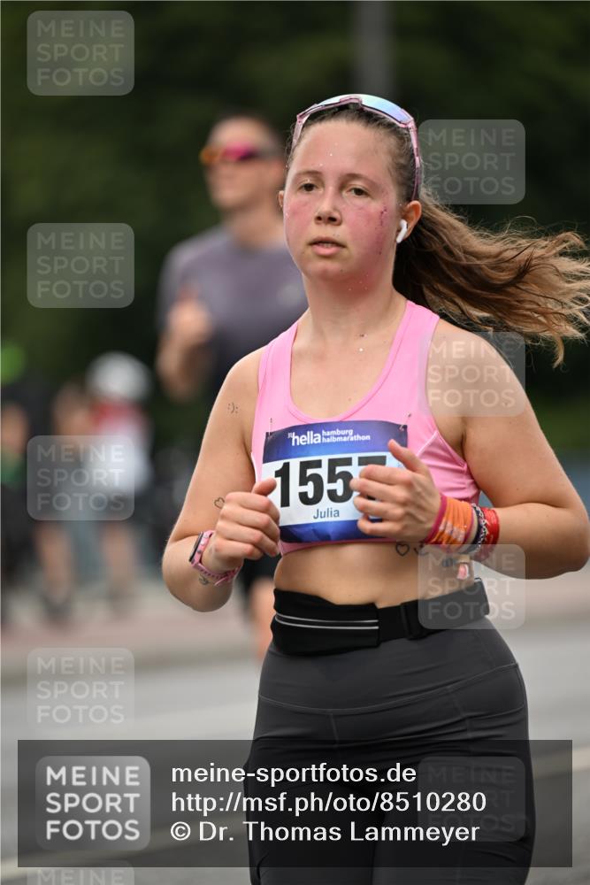 29.06.2025 - hella hamburg halbmarathon Dr. Thomas Lammeyer http://msf.ph/oto/8510280 29.06.2025 10:33:28 Kennedybrücke 1518, 1557, 1694, 2010, 2699, 3179, 3311, 3445, 3717, 4349, 4362, 4373, 4395, 5167, 5249, 5250, 5847, 6285, 6632, 7832, 8560, 9714, 10068, 10198, 11249, 11269, 11376 meine-sportfotos.de