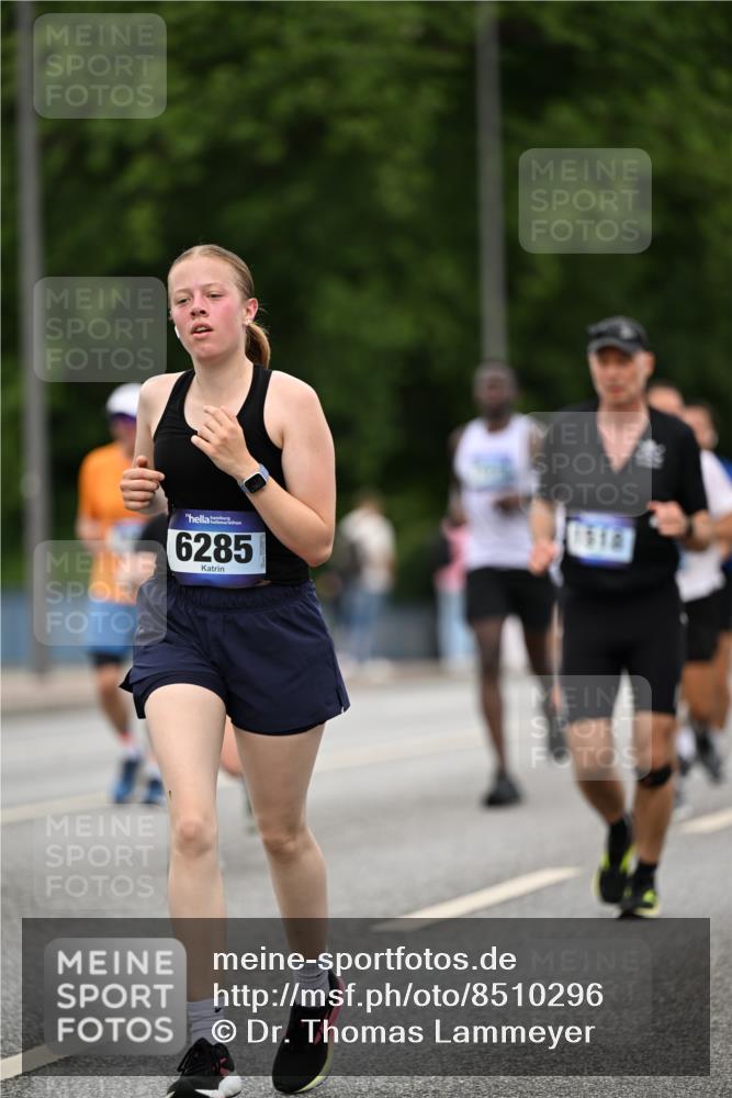 29.06.2025 - hella hamburg halbmarathon Dr. Thomas Lammeyer http://msf.ph/oto/8510296 29.06.2025 10:33:30 Kennedybrücke 1518, 1557, 1694, 2010, 2699, 3179, 3311, 3445, 3717, 4349, 4362, 4373, 4395, 4700, 5167, 5249, 5250, 6285, 6632, 7832, 8560, 9714, 10068, 10198, 11249, 11269, 11376 meine-sportfotos.de