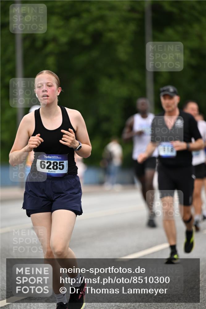 29.06.2025 - hella hamburg halbmarathon Dr. Thomas Lammeyer http://msf.ph/oto/8510300 29.06.2025 10:33:30 Kennedybrücke 1518, 1557, 1694, 2010, 2699, 3179, 3311, 3445, 3717, 4349, 4362, 4373, 4395, 4700, 5167, 5249, 5250, 6285, 6632, 7832, 8560, 9714, 10068, 10198, 11249, 11269, 11376 meine-sportfotos.de