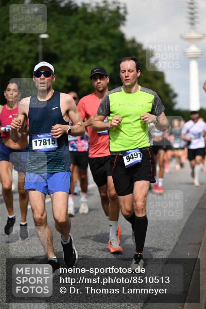 29.06.2025 - hella hamburg halbmarathon Dr. Thomas Lammeyer http://msf.ph/oto/8510513 29.06.2025 09:59:36 Kennedybrücke 1143, 1151, 1216, 1257, 1267, 1461, 1507, 1630, 1689, 1706, 2250, 2260, 2818, 2884, 3060, 3399, 3543, 3654, 3692, 3945, 4033, 4088, 4127, 4324, 4346, 4557, 4601, 4938, 5116, 5708, 6009, 6115, 6134, 6168, 6481, 6994, 7056, 7100, 7224, 7269, 7332, 7367, 7657, 8234, 8273, 8390, 8668, 8821, 8977, 9074, 9491, 9551, 9934, 10596, 10603, 10811, 11009, 11356 meine-sportfotos.de