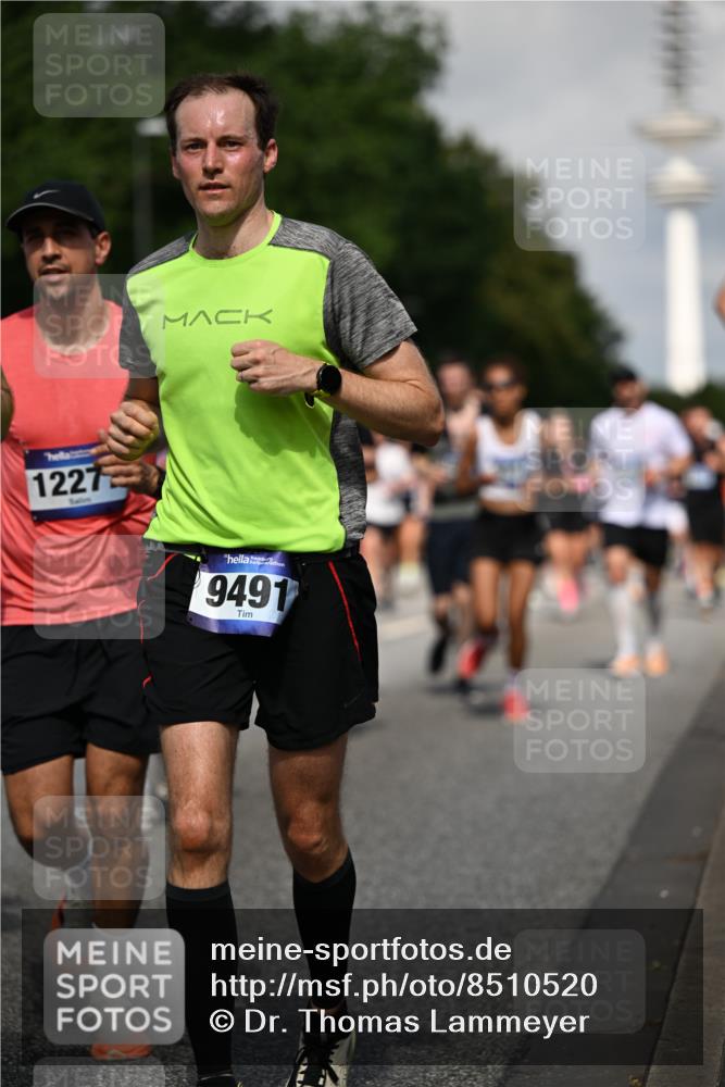 29.06.2025 - hella hamburg halbmarathon Dr. Thomas Lammeyer http://msf.ph/oto/8510520 29.06.2025 09:59:37 Kennedybrücke 1143, 1151, 1216, 1257, 1267, 1461, 1507, 1630, 1689, 1706, 2250, 2260, 2504, 2818, 2884, 3060, 3399, 3543, 3654, 3692, 3945, 4033, 4088, 4127, 4324, 4346, 4557, 4601, 4938, 5116, 5708, 6115, 6134, 6168, 6481, 6994, 7056, 7100, 7224, 7269, 7332, 7367, 7657, 8234, 8273, 8390, 8668, 8821, 8977, 9074, 9491, 9551, 9934, 10596, 10603, 10811, 11009, 11356 meine-sportfotos.de