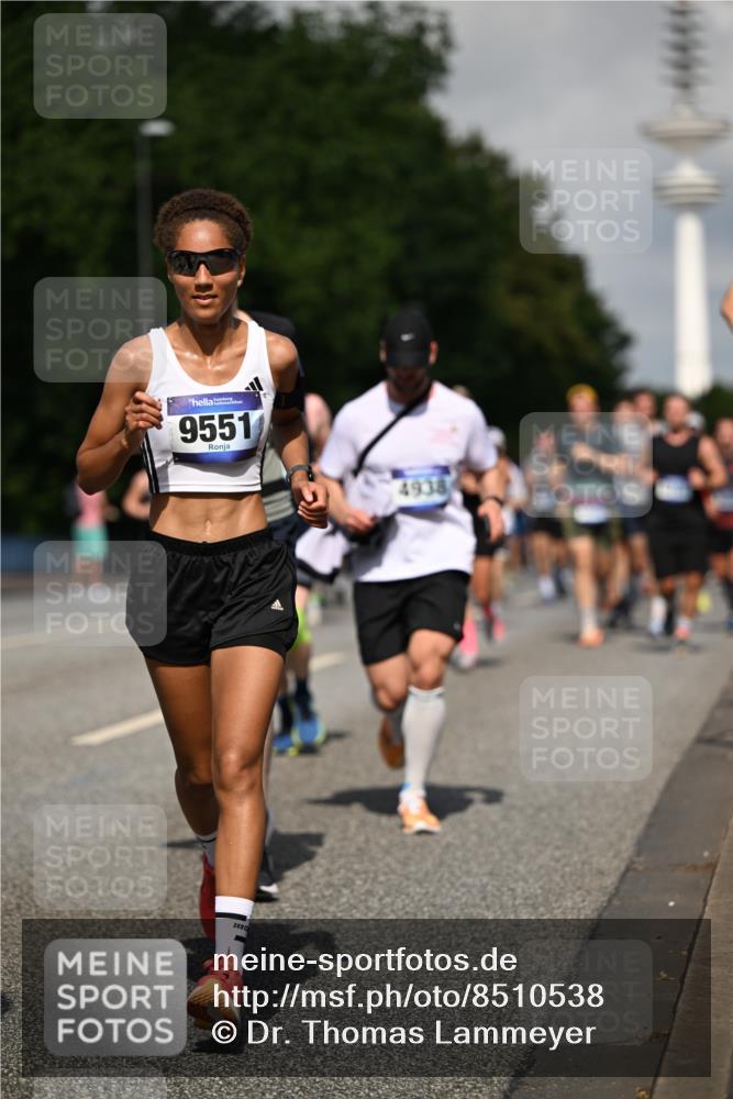 29.06.2025 - hella hamburg halbmarathon Dr. Thomas Lammeyer http://msf.ph/oto/8510538 29.06.2025 09:59:40 Kennedybrücke 1143, 1151, 1216, 1257, 1267, 1461, 1507, 1689, 1706, 2250, 2260, 2504, 2818, 2884, 3060, 3399, 3543, 3654, 3692, 3945, 4033, 4088, 4127, 4324, 4346, 4557, 4601, 4938, 5116, 5708, 6115, 6134, 6168, 6481, 6994, 7056, 7100, 7224, 7269, 7332, 7657, 8234, 8273, 8390, 8668, 8821, 8977, 9074, 9491, 9551, 9934, 10408, 10596, 10603, 10811, 11009 meine-sportfotos.de