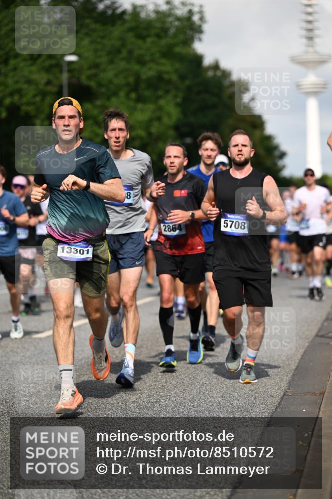 29.06.2025 - hella hamburg halbmarathon Dr. Thomas Lammeyer http://msf.ph/oto/8510572 29.06.2025 09:59:45 Kennedybrücke 1143, 1151, 1216, 1257, 1267, 1452, 1461, 1507, 1592, 1689, 1976, 2250, 2260, 2504, 2818, 2884, 3060, 3399, 3543, 3654, 3945, 4033, 4127, 4346, 4557, 4938, 5116, 5708, 6115, 6134, 6168, 6481, 6994, 7100, 7224, 7269, 7332, 7657, 8273, 8390, 8668, 8821, 8989, 9074, 9491, 9551, 9934, 10408, 10596, 10603, 10811, 10895, 11009 meine-sportfotos.de