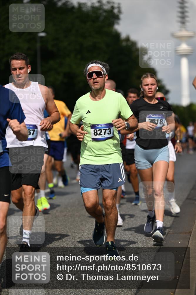29.06.2025 - hella hamburg halbmarathon Dr. Thomas Lammeyer http://msf.ph/oto/8510673 29.06.2025 09:59:53 Kennedybrücke 1061, 1120, 1143, 1257, 1267, 1452, 1502, 1507, 1592, 1976, 2250, 2260, 2504, 2818, 2884, 2953, 3060, 3399, 3543, 3945, 4346, 4557, 5116, 5607, 5708, 6115, 6134, 6168, 6994, 7100, 7224, 7583, 7943, 8273, 8390, 8668, 8821, 8989, 9074, 10408, 10596, 10603, 10895, 11009 meine-sportfotos.de
