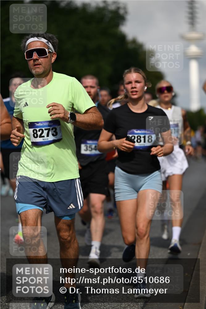 29.06.2025 - hella hamburg halbmarathon Dr. Thomas Lammeyer http://msf.ph/oto/8510686 29.06.2025 09:59:54 Kennedybrücke 1061, 1120, 1143, 1257, 1267, 1452, 1502, 1507, 1592, 1976, 2250, 2260, 2504, 2818, 2884, 2953, 3060, 3399, 3543, 4346, 4557, 5116, 5600, 5607, 5708, 6115, 6134, 6168, 6994, 7100, 7178, 7224, 7583, 7943, 8273, 8390, 8668, 8821, 8989, 9074, 10408, 10596, 10603, 10895, 11009 meine-sportfotos.de