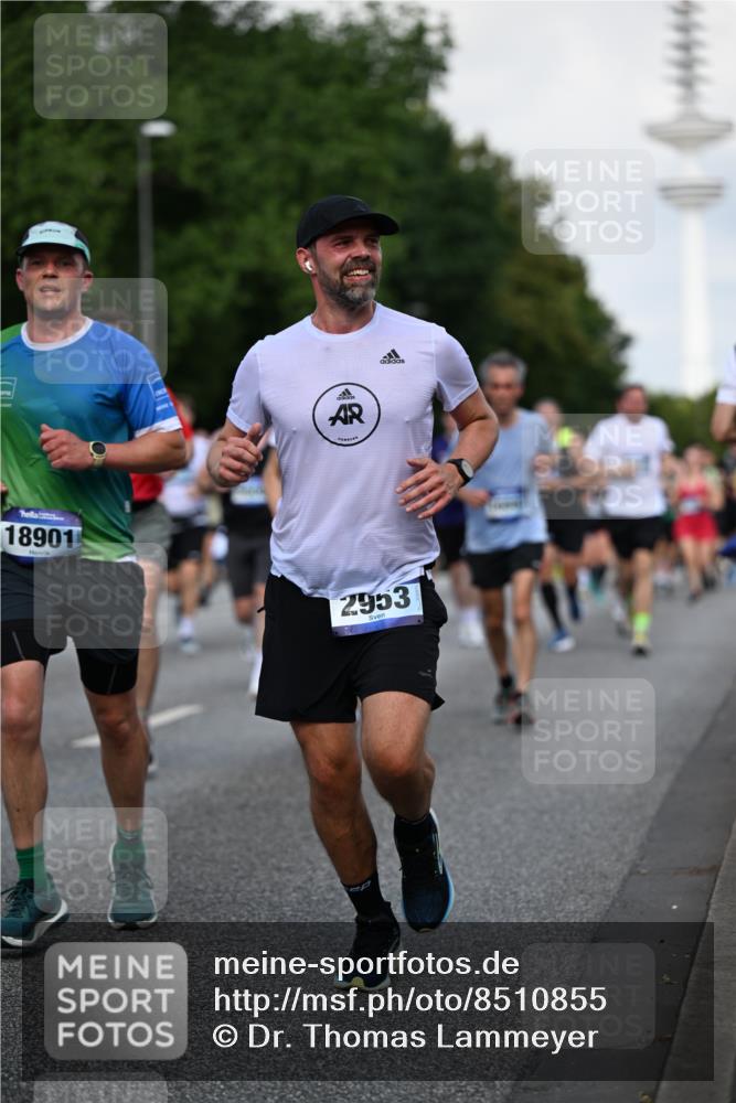 29.06.2025 - hella hamburg halbmarathon Dr. Thomas Lammeyer http://msf.ph/oto/8510855 29.06.2025 10:00:09 Kennedybrücke 1061, 1120, 1452, 1499, 1502, 1592, 1628, 1976, 2083, 2953, 3256, 4077, 4404, 4711, 5482, 5600, 5607, 5978, 6511, 6512, 7178, 7583, 7943, 8335, 8921, 8989, 9597, 9638, 9695, 9793, 10408, 10891, 10895, 11124, 11231 meine-sportfotos.de