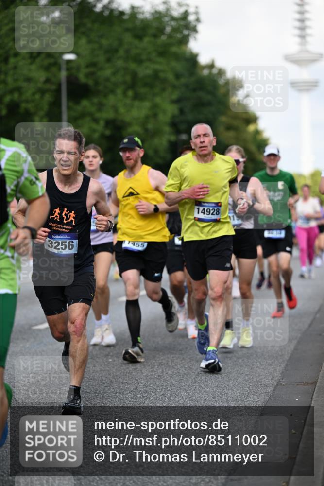 29.06.2025 - hella hamburg halbmarathon Dr. Thomas Lammeyer http://msf.ph/oto/8511002 29.06.2025 10:00:20 Kennedybrücke 1460, 1499, 1502, 1628, 1877, 2013, 2082, 2083, 2953, 2996, 3256, 3426, 4065, 4077, 4377, 4404, 4635, 4711, 4967, 5482, 5600, 5978, 6286, 6309, 6377, 6511, 6512, 6561, 6562, 7178, 7383, 7475, 7583, 8261, 8335, 8514, 8572, 8921, 9082, 9497, 9537, 9597, 9638, 9695, 9793, 10508, 10891, 11018, 11124, 11231 meine-sportfotos.de