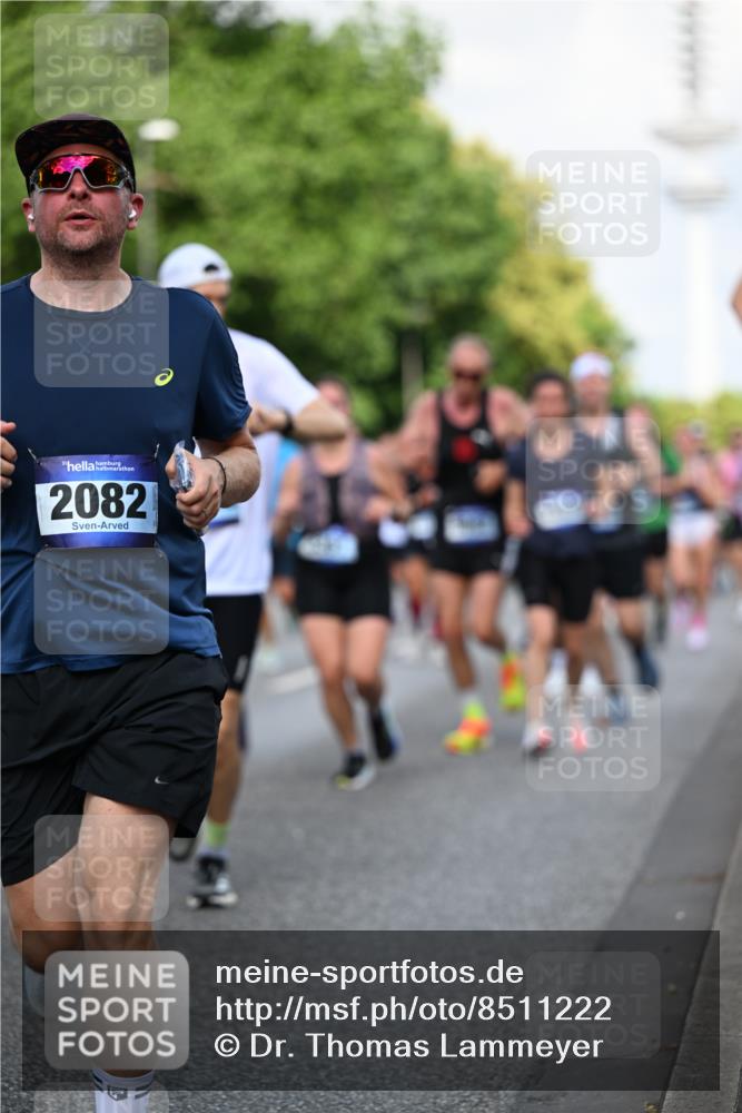 29.06.2025 - hella hamburg halbmarathon Dr. Thomas Lammeyer http://msf.ph/oto/8511222 29.06.2025 10:00:37 Kennedybrücke 1381, 1460, 1496, 1537, 1628, 1833, 1877, 2013, 2074, 2082, 2083, 2208, 2340, 2378, 2396, 2771, 2839, 2869, 2878, 2996, 3310, 3426, 3575, 4065, 4377, 4404, 4635, 4833, 4967, 5169, 5194, 5839, 6286, 6309, 6377, 6561, 6562, 7383, 7475, 8112, 8261, 8313, 8361, 8514, 8572, 8587, 8618, 8661, 8710, 8863, 8921, 8996, 9082, 9497, 9537, 9597, 9752, 9820, 9876, 10189, 10371, 10508, 10859, 11018, 11429 meine-sportfotos.de