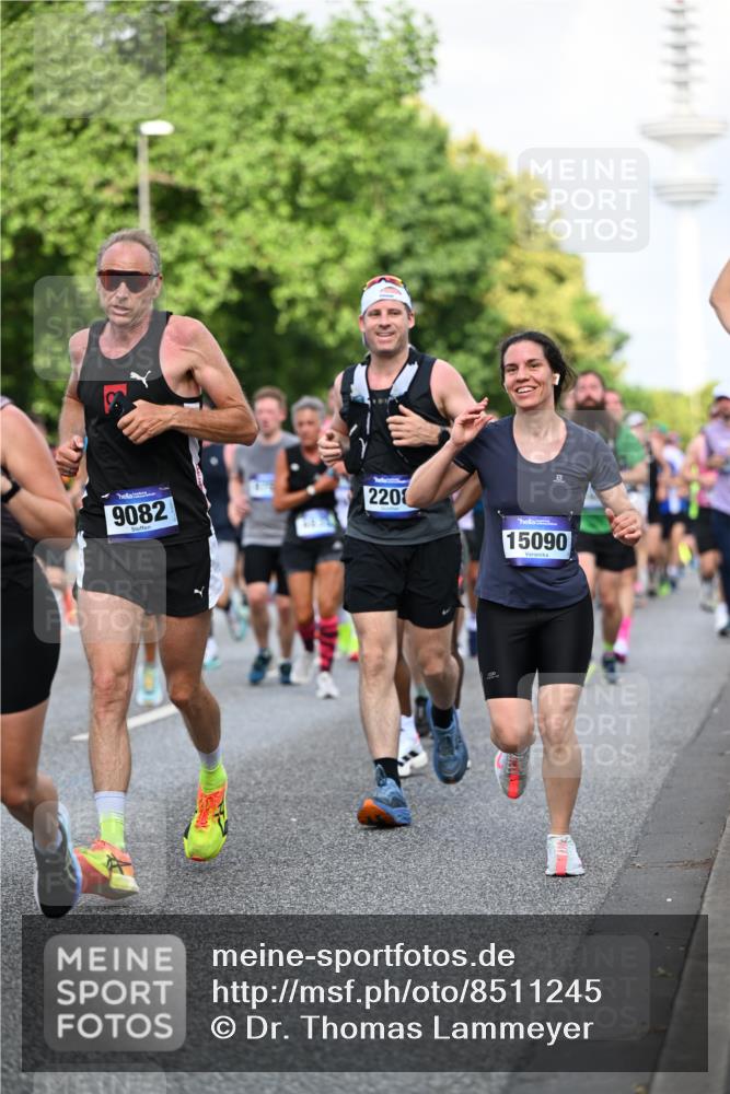 29.06.2025 - hella hamburg halbmarathon Dr. Thomas Lammeyer http://msf.ph/oto/8511245 29.06.2025 10:00:39 Kennedybrücke 1381, 1460, 1496, 1537, 1628, 1833, 1877, 2013, 2074, 2082, 2083, 2208, 2340, 2378, 2396, 2771, 2839, 2869, 2878, 2996, 3310, 3426, 3575, 3652, 4065, 4377, 4635, 4833, 4897, 4967, 5169, 5194, 5839, 6286, 6309, 6377, 6561, 6562, 7383, 7475, 8112, 8261, 8313, 8361, 8514, 8572, 8587, 8618, 8661, 8710, 8863, 8996, 9082, 9497, 9537, 9752, 9820, 9876, 10189, 10371, 10508, 10859, 11018, 11429 meine-sportfotos.de
