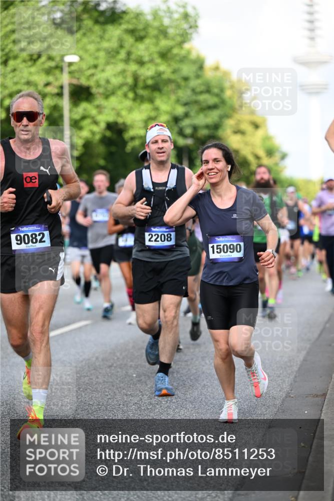 29.06.2025 - hella hamburg halbmarathon Dr. Thomas Lammeyer http://msf.ph/oto/8511253 29.06.2025 10:00:39 Kennedybrücke 1381, 1460, 1496, 1537, 1628, 1833, 1877, 2013, 2074, 2082, 2083, 2208, 2340, 2378, 2396, 2771, 2839, 2869, 2878, 2996, 3310, 3426, 3575, 3652, 4065, 4377, 4635, 4833, 4897, 4967, 5169, 5194, 5839, 6286, 6309, 6377, 6561, 6562, 7383, 7475, 8112, 8261, 8313, 8361, 8514, 8572, 8587, 8618, 8661, 8710, 8863, 8996, 9082, 9497, 9537, 9752, 9820, 9876, 10189, 10371, 10508, 10859, 11018, 11429 meine-sportfotos.de