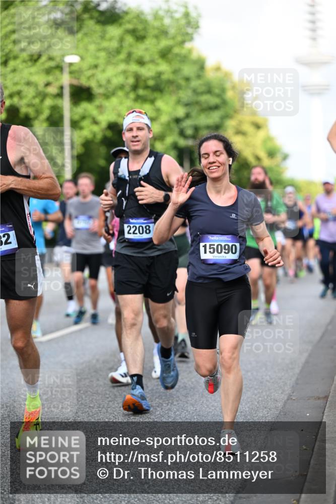 29.06.2025 - hella hamburg halbmarathon Dr. Thomas Lammeyer http://msf.ph/oto/8511258 29.06.2025 10:00:39 Kennedybrücke 1381, 1460, 1496, 1537, 1628, 1833, 1877, 2013, 2074, 2082, 2083, 2208, 2340, 2378, 2396, 2771, 2839, 2869, 2878, 2996, 3310, 3426, 3575, 3652, 4065, 4377, 4635, 4833, 4897, 4967, 5169, 5194, 5839, 6286, 6309, 6377, 6561, 6562, 7383, 7475, 8112, 8261, 8313, 8361, 8514, 8572, 8587, 8618, 8661, 8710, 8863, 8996, 9082, 9497, 9537, 9752, 9820, 9876, 10189, 10371, 10508, 10859, 11018, 11429 meine-sportfotos.de