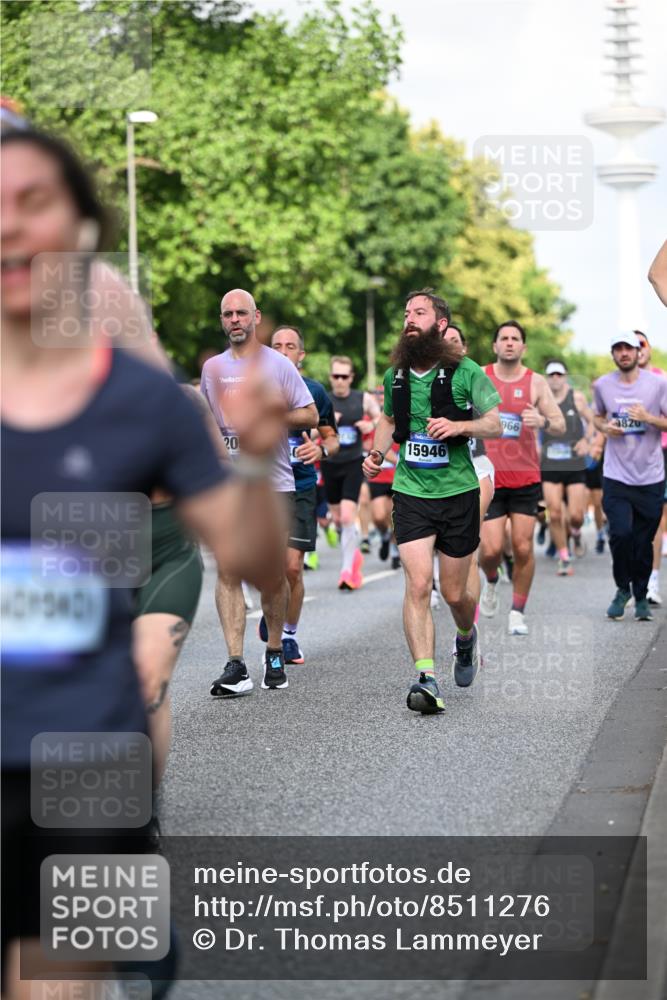 29.06.2025 - hella hamburg halbmarathon Dr. Thomas Lammeyer http://msf.ph/oto/8511276 29.06.2025 10:00:41 Kennedybrücke 1381, 1460, 1496, 1537, 1833, 1877, 2013, 2074, 2082, 2111, 2208, 2340, 2378, 2396, 2771, 2839, 2869, 2878, 2996, 3310, 3426, 3575, 3652, 4065, 4635, 4833, 4897, 4967, 5169, 5194, 5839, 6286, 6309, 6377, 6561, 6562, 7383, 7475, 8112, 8261, 8313, 8361, 8514, 8572, 8587, 8618, 8661, 8710, 8863, 8996, 9082, 9497, 9537, 9752, 9820, 9876, 9985, 10189, 10371, 10508, 10859, 11018, 11429 meine-sportfotos.de