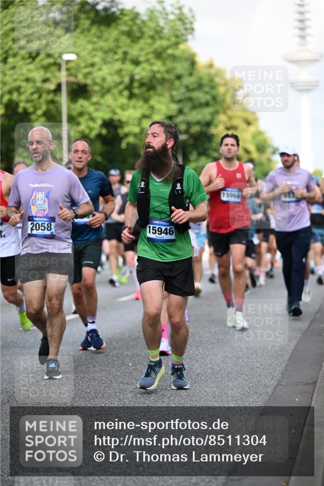 29.06.2025 - hella hamburg halbmarathon Dr. Thomas Lammeyer http://msf.ph/oto/8511304 29.06.2025 10:00:42 Kennedybrücke 1381, 1460, 1496, 1537, 1833, 1877, 2013, 2074, 2082, 2111, 2208, 2340, 2378, 2396, 2771, 2839, 2869, 2878, 2996, 3310, 3426, 3575, 3652, 3791, 4065, 4635, 4770, 4833, 4897, 4967, 5169, 5194, 5839, 6286, 6309, 6377, 6561, 6562, 7383, 7475, 8112, 8261, 8313, 8361, 8514, 8572, 8587, 8618, 8661, 8710, 8813, 8863, 8996, 9082, 9497, 9537, 9752, 9820, 9876, 9985, 10189, 10371, 10508, 10859, 11018, 11429 meine-sportfotos.de