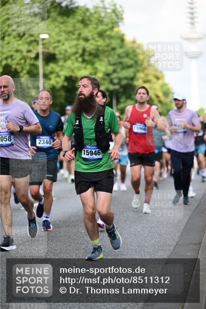 29.06.2025 - hella hamburg halbmarathon Dr. Thomas Lammeyer http://msf.ph/oto/8511312 29.06.2025 10:00:42 Kennedybrücke 1381, 1460, 1496, 1537, 1833, 1877, 2013, 2074, 2082, 2111, 2208, 2340, 2378, 2396, 2771, 2839, 2869, 2878, 2996, 3310, 3426, 3575, 3652, 3791, 4065, 4635, 4770, 4833, 4897, 4967, 5169, 5194, 5839, 6286, 6309, 6377, 6561, 6562, 7383, 7475, 8112, 8261, 8313, 8361, 8514, 8572, 8587, 8618, 8661, 8710, 8813, 8863, 8996, 9082, 9497, 9537, 9752, 9820, 9876, 9985, 10189, 10371, 10508, 10859, 11018, 11429 meine-sportfotos.de
