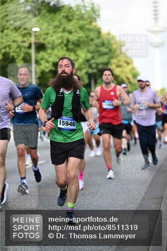 29.06.2025 - hella hamburg halbmarathon Dr. Thomas Lammeyer http://msf.ph/oto/8511319 29.06.2025 10:00:42 Kennedybrücke 1381, 1460, 1496, 1537, 1833, 1877, 2013, 2074, 2082, 2111, 2208, 2340, 2378, 2396, 2771, 2839, 2869, 2878, 2996, 3310, 3426, 3575, 3652, 3791, 4065, 4635, 4770, 4833, 4897, 4967, 5169, 5194, 5839, 6286, 6309, 6377, 6561, 6562, 7383, 7475, 8112, 8261, 8313, 8361, 8514, 8572, 8587, 8618, 8661, 8710, 8813, 8863, 8996, 9082, 9497, 9537, 9752, 9820, 9876, 9985, 10189, 10371, 10508, 10859, 11018, 11429 meine-sportfotos.de