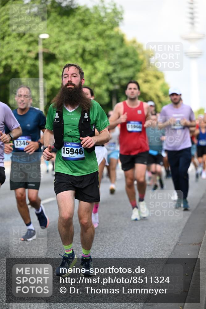 29.06.2025 - hella hamburg halbmarathon Dr. Thomas Lammeyer http://msf.ph/oto/8511324 29.06.2025 10:00:43 Kennedybrücke 1381, 1460, 1496, 1537, 1833, 1877, 2013, 2074, 2082, 2111, 2208, 2340, 2378, 2396, 2771, 2839, 2869, 2878, 2996, 3310, 3426, 3575, 3652, 3791, 4635, 4770, 4833, 4897, 4967, 5169, 5194, 5839, 6286, 6309, 6377, 6561, 6562, 7383, 7475, 8112, 8261, 8313, 8361, 8514, 8572, 8587, 8618, 8661, 8710, 8813, 8863, 8996, 9082, 9497, 9752, 9820, 9876, 9985, 10189, 10371, 10508, 10859, 11018, 11429 meine-sportfotos.de
