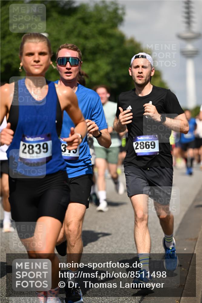 29.06.2025 - hella hamburg halbmarathon Dr. Thomas Lammeyer http://msf.ph/oto/8511498 29.06.2025 10:00:50 Kennedybrücke 1381, 1496, 1537, 1833, 2074, 2111, 2208, 2340, 2378, 2396, 2771, 2814, 2839, 2869, 2878, 3310, 3575, 3652, 3791, 4726, 4770, 4833, 4897, 5013, 5169, 5194, 5319, 5839, 6631, 7177, 8112, 8313, 8361, 8514, 8587, 8618, 8651, 8661, 8710, 8813, 8863, 8930, 8968, 8996, 9246, 9752, 9820, 9876, 9985, 10040, 10189, 10371, 10859, 11184, 11339, 11429 meine-sportfotos.de