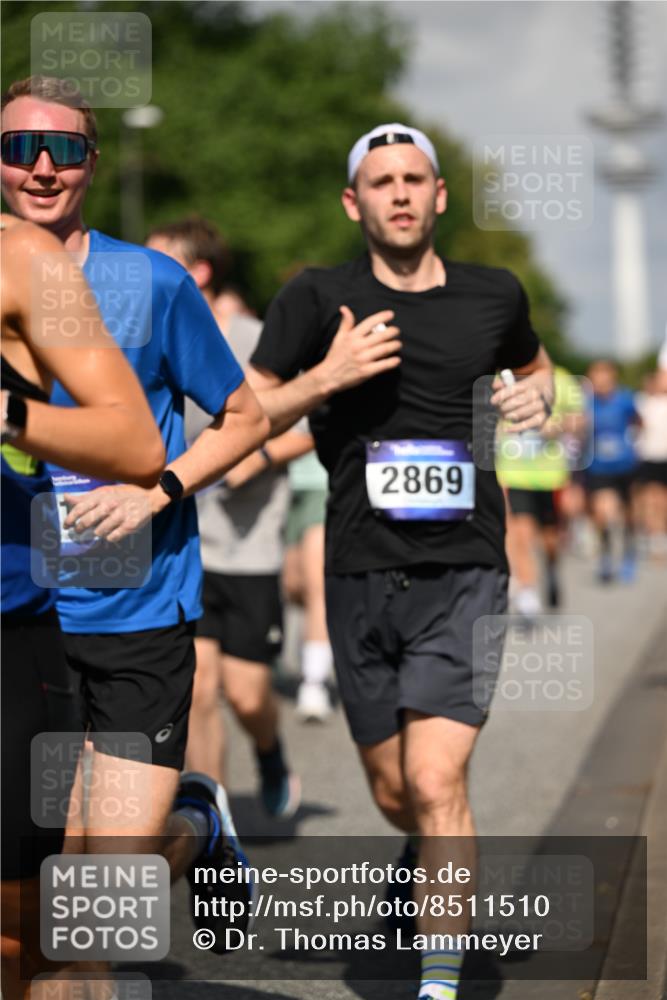 29.06.2025 - hella hamburg halbmarathon Dr. Thomas Lammeyer http://msf.ph/oto/8511510 29.06.2025 10:00:50 Kennedybrücke 1381, 1496, 1537, 1833, 2074, 2111, 2208, 2340, 2378, 2396, 2771, 2814, 2839, 2869, 2878, 3310, 3575, 3652, 3791, 4726, 4770, 4833, 4897, 5013, 5169, 5194, 5319, 5839, 6631, 7177, 8112, 8313, 8361, 8514, 8587, 8618, 8651, 8661, 8710, 8813, 8863, 8930, 8968, 8996, 9246, 9752, 9820, 9876, 9985, 10040, 10189, 10371, 10859, 11184, 11339, 11429 meine-sportfotos.de