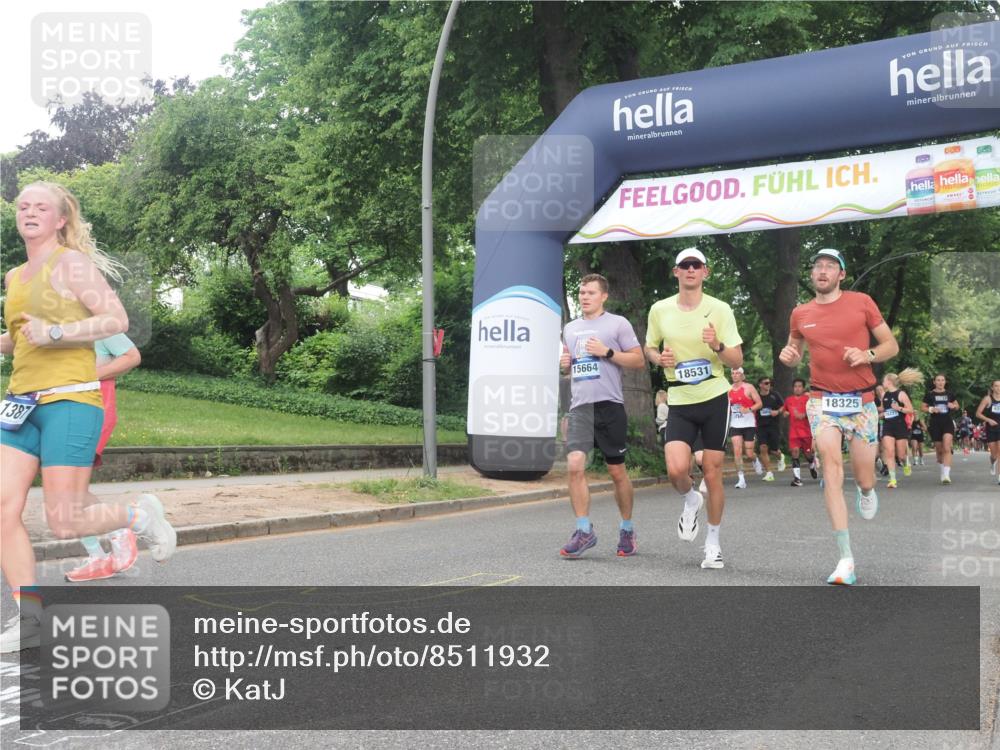 29.06.2025 - hella hamburg halbmarathon KatJ http://msf.ph/oto/8511932 29.06.2025 10:44:28 Zwischen KM18-KM19 1387, 2652, 2656, 3575, 4632, 5391, 6892, 7159 meine-sportfotos.de