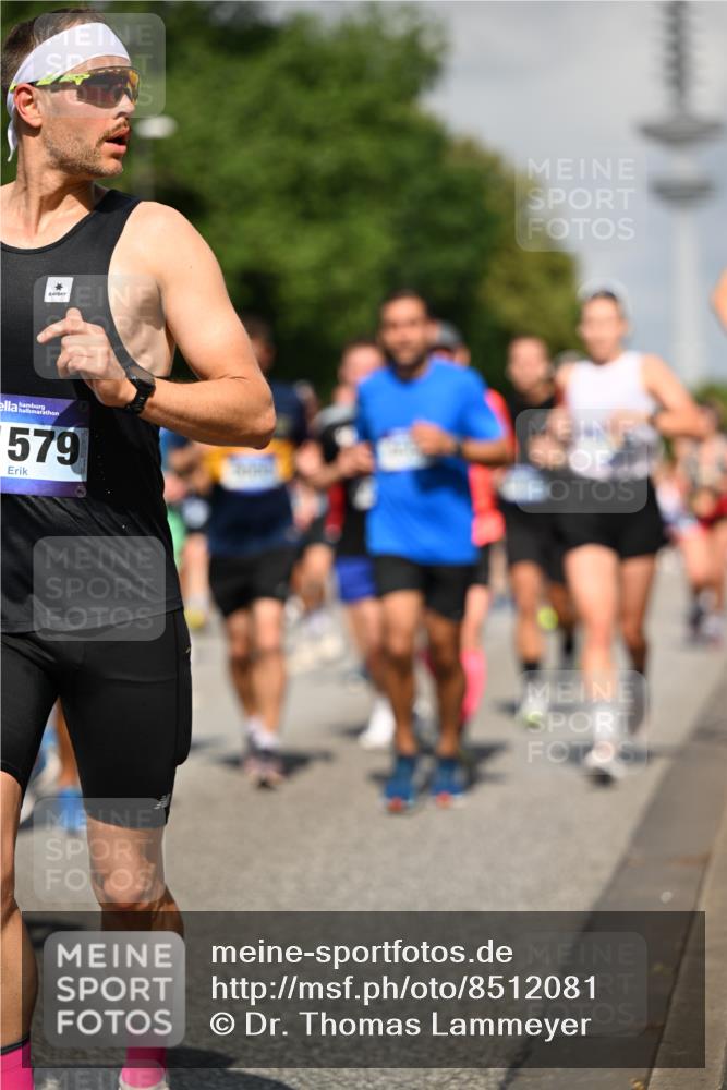 29.06.2025 - hella hamburg halbmarathon Dr. Thomas Lammeyer http://msf.ph/oto/8512081 29.06.2025 10:01:12 Kennedybrücke 1030, 1086, 1327, 1442, 2025, 2119, 2138, 2444, 2595, 2814, 2855, 3093, 3096, 3103, 3698, 3791, 4261, 4299, 4558, 4726, 4770, 5013, 5018, 5021, 5024, 5319, 5744, 5820, 6033, 6125, 6631, 6720, 6762, 6795, 6942, 7177, 7221, 7259, 7397, 7918, 7930, 7932, 8413, 8447, 8651, 8813, 8930, 8968, 9060, 9246, 9316, 9739, 9791, 9994, 10040, 10133, 10191, 10192, 10215, 10549, 10667, 10896, 11143, 11184, 11339, 11430 meine-sportfotos.de