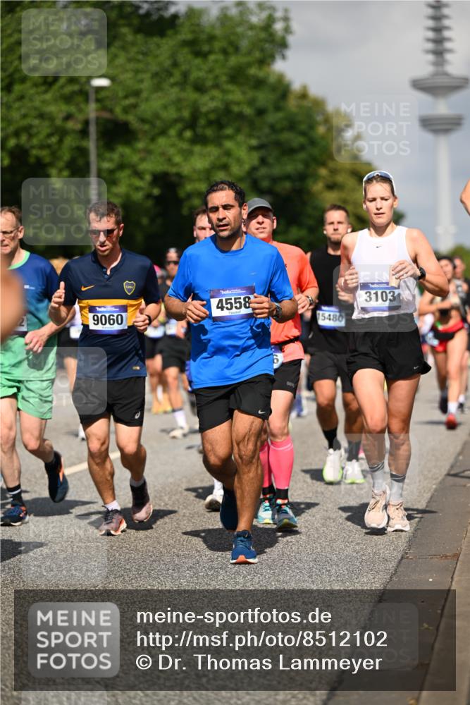 29.06.2025 - hella hamburg halbmarathon Dr. Thomas Lammeyer http://msf.ph/oto/8512102 29.06.2025 10:01:12 Kennedybrücke 1030, 1086, 1327, 1442, 2025, 2119, 2138, 2444, 2595, 2814, 2855, 3093, 3096, 3103, 3698, 3791, 4261, 4299, 4558, 4726, 4770, 5013, 5018, 5021, 5024, 5319, 5744, 5820, 6033, 6125, 6631, 6720, 6762, 6795, 6942, 7177, 7221, 7259, 7397, 7918, 7930, 7932, 8413, 8447, 8651, 8813, 8930, 8968, 9060, 9246, 9316, 9739, 9791, 9994, 10040, 10133, 10191, 10192, 10215, 10549, 10667, 10896, 11143, 11184, 11339, 11430 meine-sportfotos.de