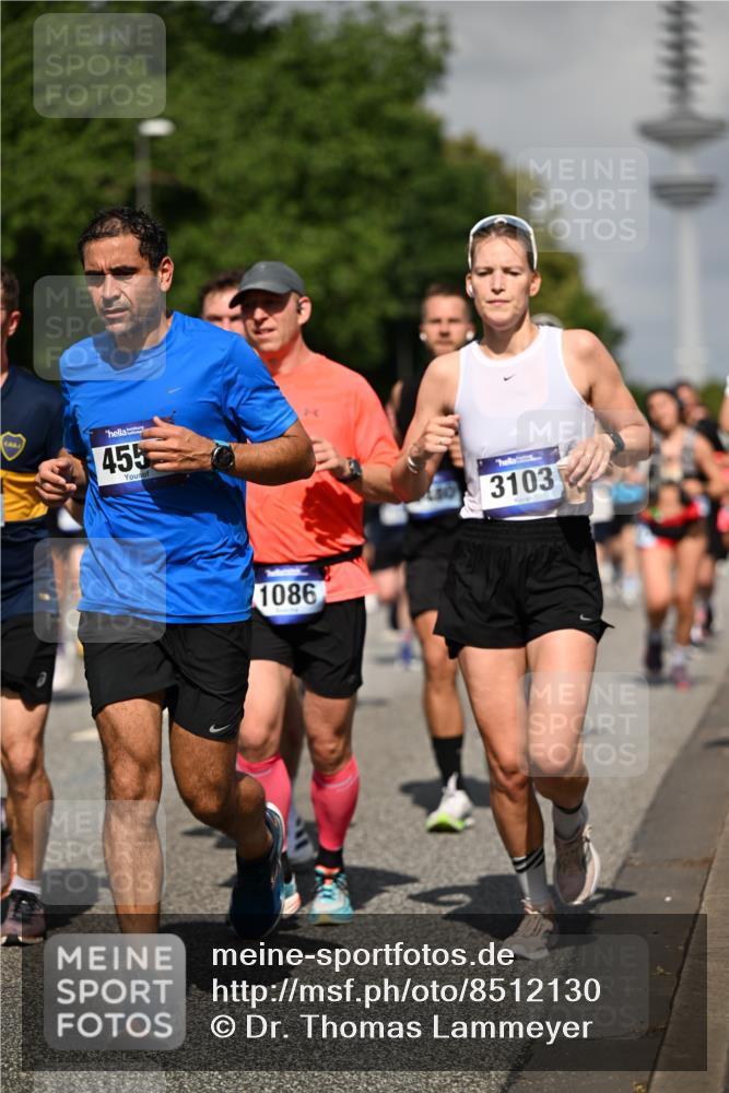29.06.2025 - hella hamburg halbmarathon Dr. Thomas Lammeyer http://msf.ph/oto/8512130 29.06.2025 10:01:13 Kennedybrücke 1030, 1086, 1094, 1327, 1442, 2025, 2119, 2138, 2444, 2595, 2814, 2855, 3093, 3096, 3103, 3698, 4261, 4299, 4558, 4726, 5013, 5018, 5021, 5024, 5319, 5744, 5820, 5907, 6033, 6125, 6631, 6720, 6762, 6795, 6942, 7177, 7221, 7259, 7397, 7918, 7930, 7932, 8413, 8447, 8651, 8930, 8968, 9060, 9246, 9316, 9739, 9791, 9994, 10040, 10133, 10191, 10192, 10215, 10549, 10667, 10896, 11143, 11184, 11339, 11430 meine-sportfotos.de