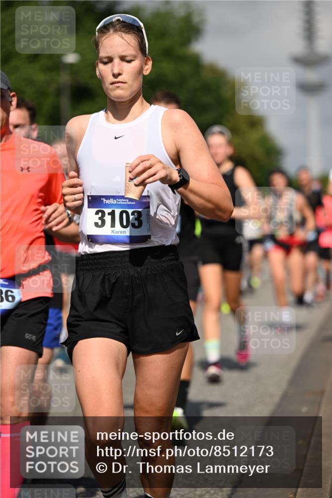 29.06.2025 - hella hamburg halbmarathon Dr. Thomas Lammeyer http://msf.ph/oto/8512173 29.06.2025 10:01:14 Kennedybrücke 1030, 1086, 1094, 1327, 1442, 2025, 2119, 2138, 2444, 2595, 2814, 2855, 3093, 3096, 3103, 3698, 4261, 4299, 4558, 4726, 5013, 5018, 5021, 5024, 5319, 5744, 5820, 5907, 6033, 6125, 6631, 6720, 6762, 6795, 6942, 7177, 7221, 7259, 7397, 7918, 7930, 7932, 8172, 8413, 8447, 8651, 8930, 8968, 9060, 9246, 9316, 9739, 9791, 9994, 10040, 10133, 10191, 10192, 10215, 10368, 10376, 10549, 10667, 10896, 11143, 11184, 11339, 11430 meine-sportfotos.de