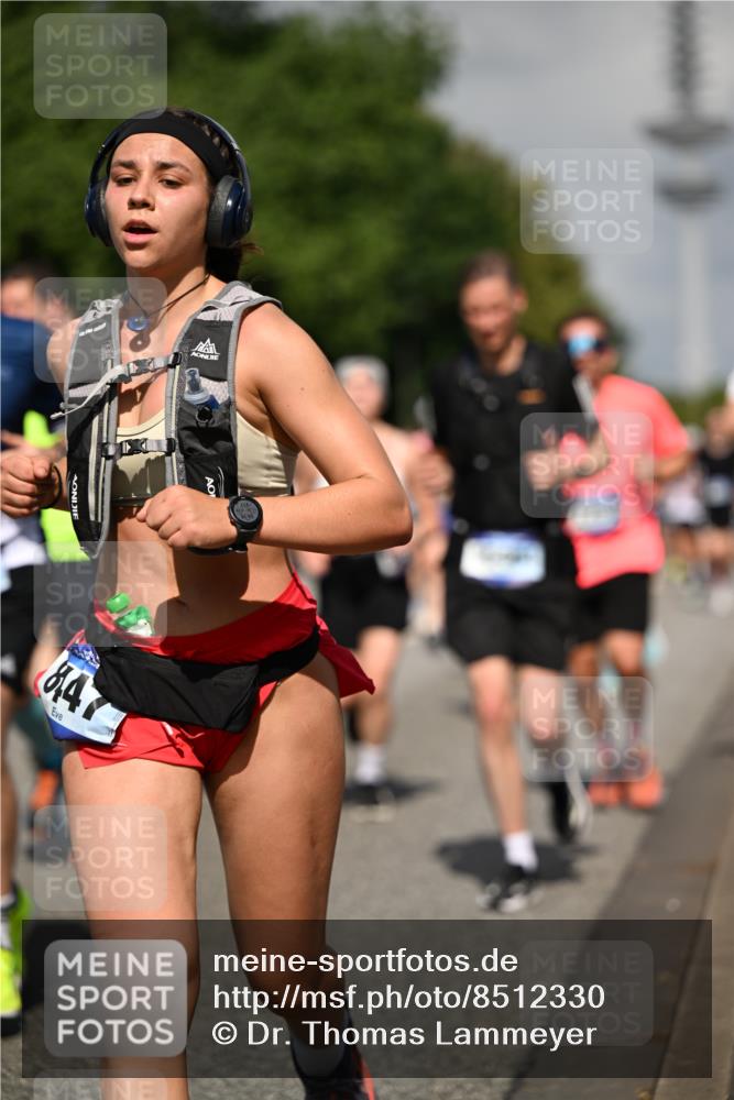 29.06.2025 - hella hamburg halbmarathon Dr. Thomas Lammeyer http://msf.ph/oto/8512330 29.06.2025 10:01:18 Kennedybrücke 1030, 1086, 1094, 1193, 1327, 1422, 1442, 2025, 2119, 2138, 2444, 2595, 2814, 2855, 3048, 3093, 3096, 3103, 3698, 3999, 4261, 4299, 4558, 4726, 5013, 5018, 5021, 5024, 5633, 5744, 5820, 5907, 6033, 6125, 6374, 6631, 6720, 6762, 6795, 6942, 7134, 7221, 7259, 7397, 7918, 7930, 7932, 8172, 8413, 8447, 8968, 9060, 9214, 9246, 9316, 9739, 9791, 9994, 10133, 10191, 10192, 10215, 10368, 10376, 10549, 10667, 10860, 10896, 11143, 11339, 11430 meine-sportfotos.de
