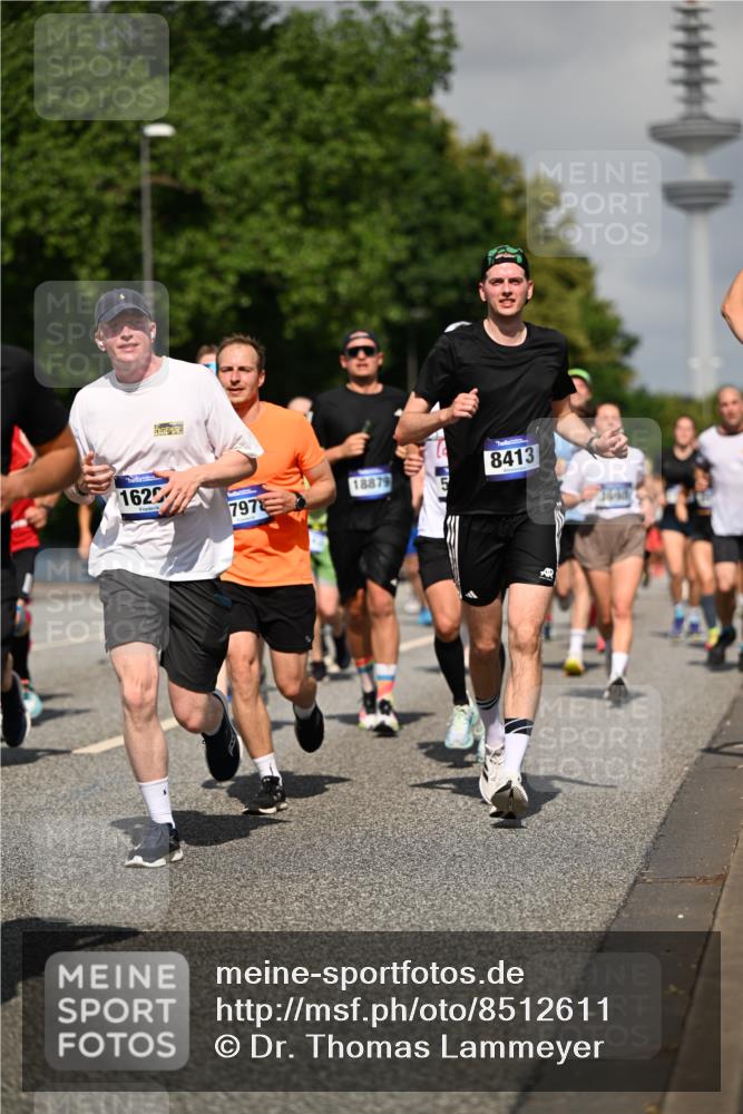 29.06.2025 - hella hamburg halbmarathon Dr. Thomas Lammeyer http://msf.ph/oto/8512611 29.06.2025 10:01:25 Kennedybrücke 1030, 1086, 1094, 1193, 1320, 1321, 1327, 1422, 1442, 2025, 2119, 2138, 2252, 2444, 2855, 2946, 3048, 3058, 3093, 3096, 3103, 3698, 3999, 4261, 4379, 4558, 5021, 5024, 5032, 5633, 5744, 5820, 5907, 6374, 6569, 6720, 6762, 6776, 6795, 6942, 7134, 7221, 7259, 7397, 7742, 7930, 7932, 7952, 7973, 8172, 8413, 8447, 8973, 9214, 9227, 9316, 9739, 9791, 9994, 10133, 10191, 10192, 10215, 10368, 10376, 10549, 10860, 11143, 11430 meine-sportfotos.de