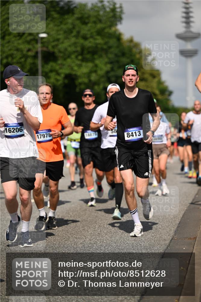 29.06.2025 - hella hamburg halbmarathon Dr. Thomas Lammeyer http://msf.ph/oto/8512628 29.06.2025 10:01:26 Kennedybrücke 1030, 1094, 1193, 1320, 1321, 1327, 1422, 1442, 2025, 2119, 2138, 2252, 2444, 2855, 2946, 3048, 3058, 3093, 3096, 3698, 3999, 4261, 4379, 5021, 5024, 5032, 5633, 5744, 5820, 5907, 6374, 6569, 6720, 6762, 6776, 6795, 6942, 7134, 7221, 7259, 7397, 7742, 7930, 7932, 7952, 7973, 8172, 8413, 8447, 8973, 9214, 9227, 9316, 9739, 9791, 9994, 10133, 10191, 10192, 10215, 10368, 10376, 10860, 11143, 11430 meine-sportfotos.de