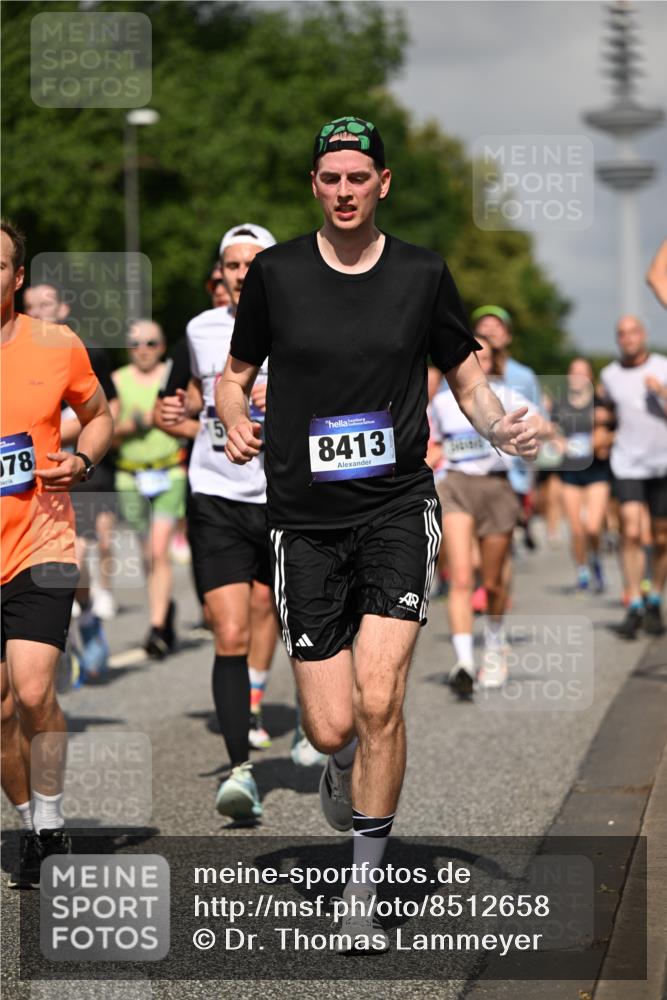 29.06.2025 - hella hamburg halbmarathon Dr. Thomas Lammeyer http://msf.ph/oto/8512658 29.06.2025 10:01:27 Kennedybrücke 1030, 1094, 1193, 1320, 1321, 1327, 1422, 1442, 2025, 2119, 2138, 2252, 2444, 2855, 2946, 3048, 3058, 3093, 3096, 3698, 3999, 4261, 4379, 5021, 5024, 5032, 5633, 5744, 5820, 5907, 6374, 6569, 6720, 6762, 6776, 6795, 6942, 7134, 7221, 7259, 7397, 7478, 7742, 7930, 7932, 7952, 7973, 8172, 8413, 8447, 8973, 9214, 9227, 9316, 9739, 9791, 9994, 10133, 10191, 10192, 10215, 10368, 10376, 10860, 11143, 11430 meine-sportfotos.de