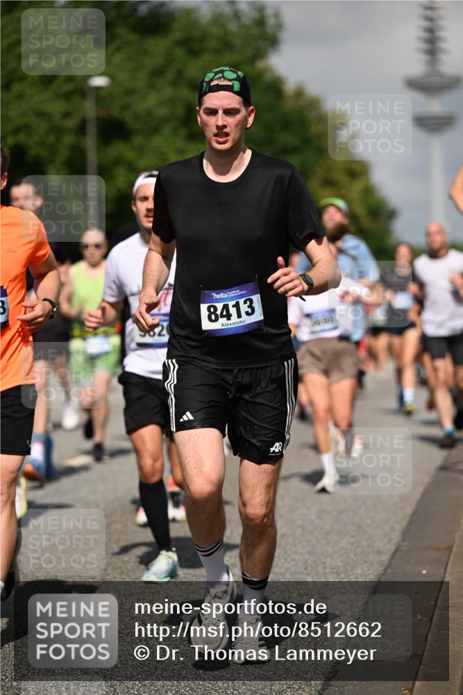 29.06.2025 - hella hamburg halbmarathon Dr. Thomas Lammeyer http://msf.ph/oto/8512662 29.06.2025 10:01:27 Kennedybrücke 1030, 1094, 1193, 1320, 1321, 1327, 1422, 1442, 2025, 2119, 2138, 2252, 2444, 2855, 2946, 3048, 3058, 3093, 3096, 3698, 3999, 4261, 4379, 5021, 5024, 5032, 5633, 5744, 5820, 5907, 6374, 6569, 6720, 6762, 6776, 6795, 6942, 7134, 7221, 7259, 7397, 7478, 7742, 7930, 7932, 7952, 7973, 8172, 8413, 8447, 8973, 9214, 9227, 9316, 9739, 9791, 9994, 10133, 10191, 10192, 10215, 10368, 10376, 10860, 11143, 11430 meine-sportfotos.de
