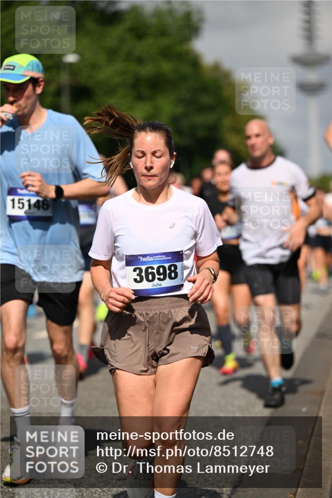 29.06.2025 - hella hamburg halbmarathon Dr. Thomas Lammeyer http://msf.ph/oto/8512748 29.06.2025 10:01:30 Kennedybrücke 1030, 1094, 1193, 1320, 1321, 1327, 1422, 2025, 2119, 2138, 2252, 2444, 2855, 2946, 3048, 3058, 3093, 3096, 3698, 3999, 4261, 4379, 5021, 5032, 5633, 5820, 5907, 6374, 6569, 6628, 6720, 6776, 6942, 7134, 7221, 7259, 7397, 7478, 7742, 7930, 7932, 7952, 7973, 8172, 8176, 8413, 8973, 9214, 9227, 9739, 9791, 9994, 10133, 10191, 10192, 10215, 10368, 10376, 10860, 11143, 11430 meine-sportfotos.de