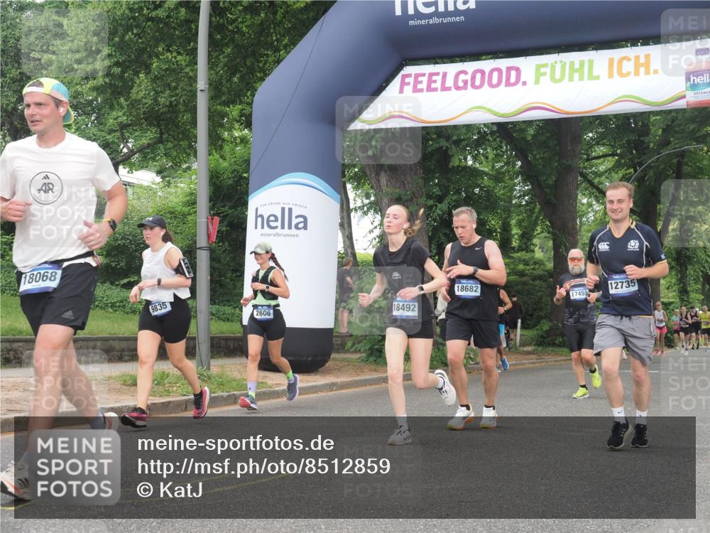 29.06.2025 - hella hamburg halbmarathon KatJ http://msf.ph/oto/8512859 29.06.2025 10:45:03 Zwischen KM18-KM19 1595, 2606, 3251, 4088, 5277, 5341, 6281, 6302 meine-sportfotos.de