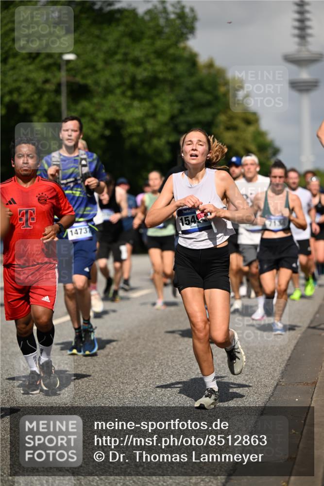 29.06.2025 - hella hamburg halbmarathon Dr. Thomas Lammeyer http://msf.ph/oto/8512863 29.06.2025 10:01:34 Kennedybrücke 1030, 1094, 1193, 1258, 1320, 1321, 1335, 1422, 1870, 2025, 2138, 2252, 2397, 2444, 2946, 3048, 3058, 3093, 3096, 3698, 3999, 4379, 4986, 5021, 5032, 5633, 5820, 5907, 6374, 6569, 6628, 6720, 6776, 6942, 7134, 7221, 7397, 7478, 7594, 7646, 7724, 7742, 7930, 7932, 7952, 7973, 8172, 8176, 8413, 8689, 8973, 9214, 9227, 9739, 9791, 9994, 10215, 10368, 10376, 10860, 11143, 11430 meine-sportfotos.de