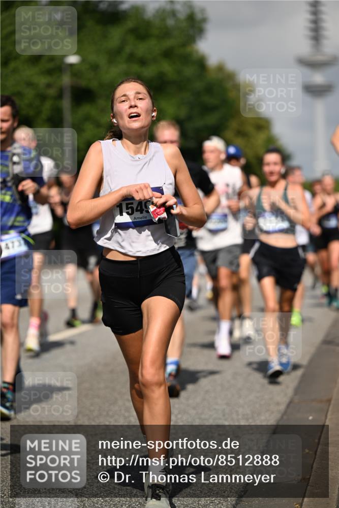 29.06.2025 - hella hamburg halbmarathon Dr. Thomas Lammeyer http://msf.ph/oto/8512888 29.06.2025 10:01:35 Kennedybrücke 1030, 1094, 1193, 1258, 1320, 1321, 1335, 1422, 1870, 2025, 2138, 2252, 2397, 2444, 2946, 3048, 3058, 3096, 3698, 3999, 4379, 4986, 5021, 5032, 5633, 5820, 5907, 6356, 6374, 6569, 6628, 6720, 6776, 6942, 7134, 7221, 7478, 7594, 7646, 7724, 7742, 7930, 7932, 7952, 7973, 8172, 8176, 8413, 8689, 8973, 9214, 9227, 9739, 9791, 9994, 10215, 10368, 10376, 10860, 11143, 11430 meine-sportfotos.de