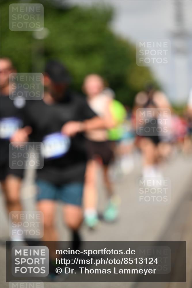 29.06.2025 - hella hamburg halbmarathon Dr. Thomas Lammeyer http://msf.ph/oto/8513124 29.06.2025 10:01:42 Kennedybrücke 1094, 1179, 1193, 1258, 1320, 1321, 1335, 1422, 1563, 1870, 2252, 2397, 2444, 2448, 2488, 2612, 2636, 2946, 3048, 3058, 3096, 3698, 3999, 4379, 4814, 4986, 5032, 5633, 5672, 5907, 6356, 6374, 6569, 6628, 6776, 7134, 7478, 7594, 7646, 7724, 7742, 7952, 7973, 7976, 8172, 8176, 8689, 8973, 9065, 9145, 9214, 9227, 9835, 10368, 10376, 10860 meine-sportfotos.de