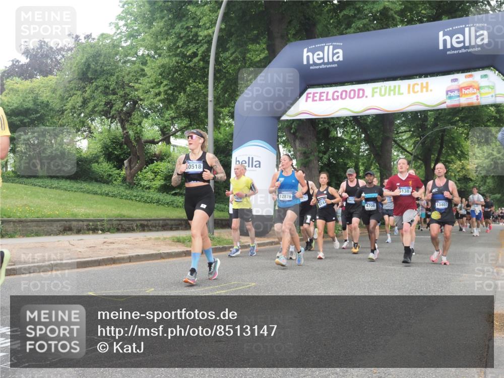 29.06.2025 - hella hamburg halbmarathon KatJ http://msf.ph/oto/8513147 29.06.2025 10:45:17 Zwischen KM18-KM19 1319, 4319, 4379, 4708, 5084, 6138, 6147, 6531, 8744 meine-sportfotos.de