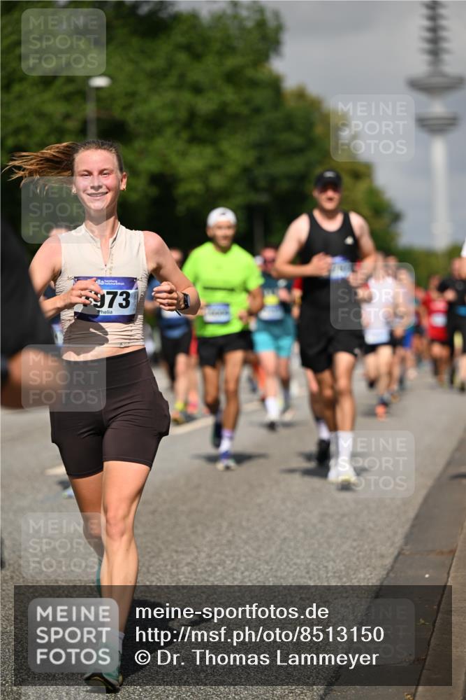 29.06.2025 - hella hamburg halbmarathon Dr. Thomas Lammeyer http://msf.ph/oto/8513150 29.06.2025 10:01:43 Kennedybrücke 1094, 1179, 1193, 1258, 1320, 1321, 1335, 1422, 1563, 1870, 2252, 2397, 2448, 2488, 2612, 2636, 2946, 3048, 3058, 3999, 4379, 4814, 4986, 5032, 5093, 5633, 5672, 5907, 6356, 6374, 6569, 6628, 6776, 7134, 7478, 7594, 7646, 7724, 7742, 7952, 7973, 7976, 8172, 8176, 8689, 8973, 9065, 9145, 9214, 9227, 9835, 10368, 10376, 10860, 11217 meine-sportfotos.de