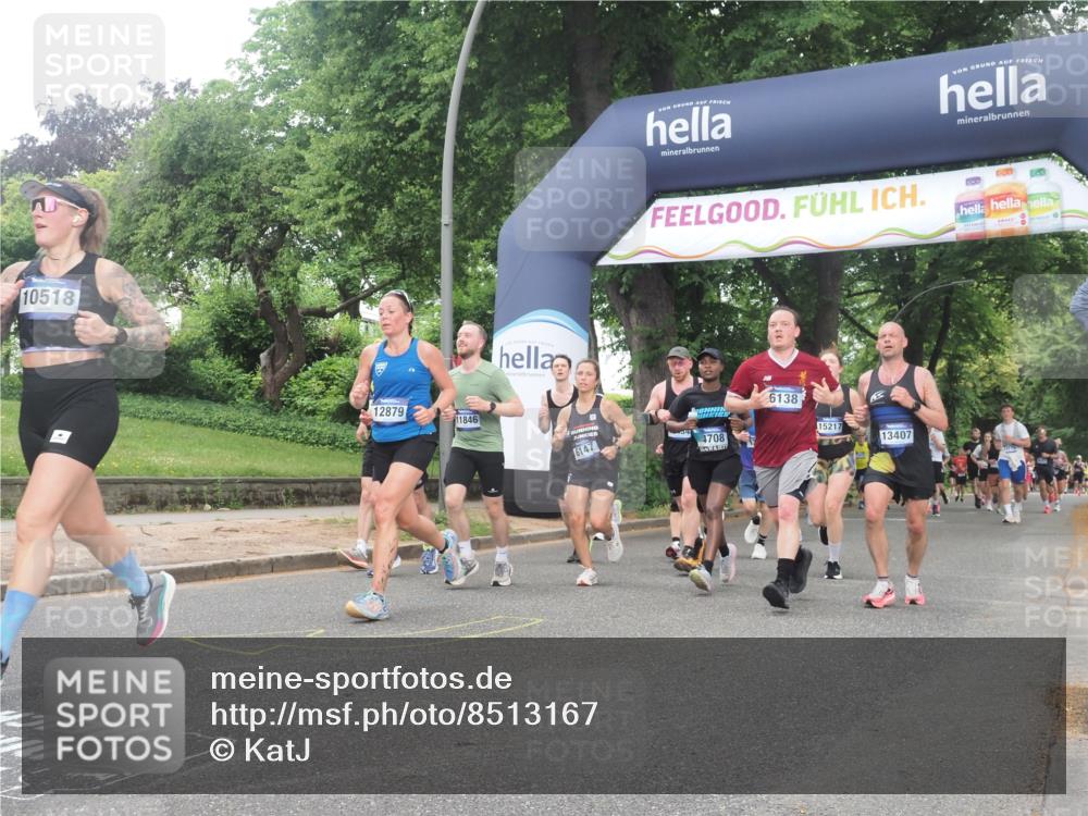 29.06.2025 - hella hamburg halbmarathon KatJ http://msf.ph/oto/8513167 29.06.2025 10:45:18 Zwischen KM18-KM19 1319, 4319, 4379, 4708, 4767, 5084, 6138, 6147, 6531, 8744 meine-sportfotos.de