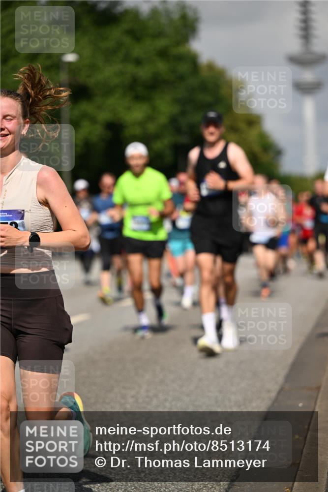29.06.2025 - hella hamburg halbmarathon Dr. Thomas Lammeyer http://msf.ph/oto/8513174 29.06.2025 10:01:44 Kennedybrücke 1179, 1193, 1258, 1320, 1321, 1335, 1422, 1563, 1870, 2252, 2397, 2448, 2488, 2612, 2636, 2946, 3048, 3058, 3999, 4379, 4814, 4986, 5032, 5093, 5633, 5672, 6356, 6374, 6569, 6628, 6776, 7134, 7478, 7594, 7646, 7724, 7742, 7952, 7973, 7976, 8172, 8176, 8508, 8689, 8973, 9065, 9145, 9214, 9227, 9656, 9835, 10368, 10376, 10860, 11217 meine-sportfotos.de