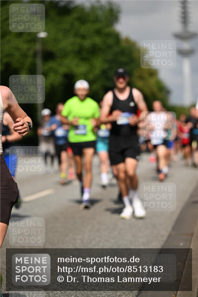 29.06.2025 - hella hamburg halbmarathon Dr. Thomas Lammeyer http://msf.ph/oto/8513183 29.06.2025 10:01:44 Kennedybrücke 1179, 1193, 1258, 1320, 1321, 1335, 1422, 1563, 1870, 2252, 2397, 2448, 2488, 2612, 2636, 2946, 3048, 3058, 3999, 4379, 4814, 4986, 5032, 5093, 5633, 5672, 6356, 6374, 6569, 6628, 6776, 7134, 7478, 7594, 7646, 7724, 7742, 7952, 7973, 7976, 8172, 8176, 8508, 8689, 8973, 9065, 9145, 9214, 9227, 9656, 9835, 10368, 10376, 10860, 11217 meine-sportfotos.de
