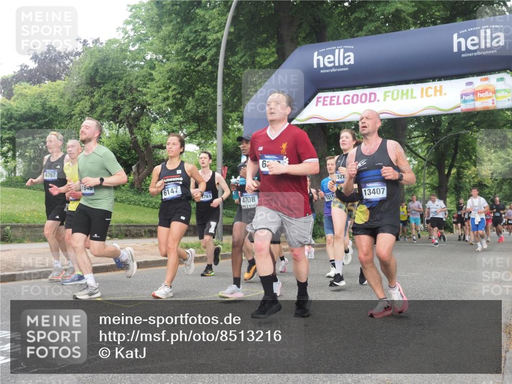 29.06.2025 - hella hamburg halbmarathon KatJ http://msf.ph/oto/8513216 29.06.2025 10:45:19 Zwischen KM18-KM19 1319, 4379, 4708, 4767, 5084, 6138, 6147, 6531, 8744 meine-sportfotos.de