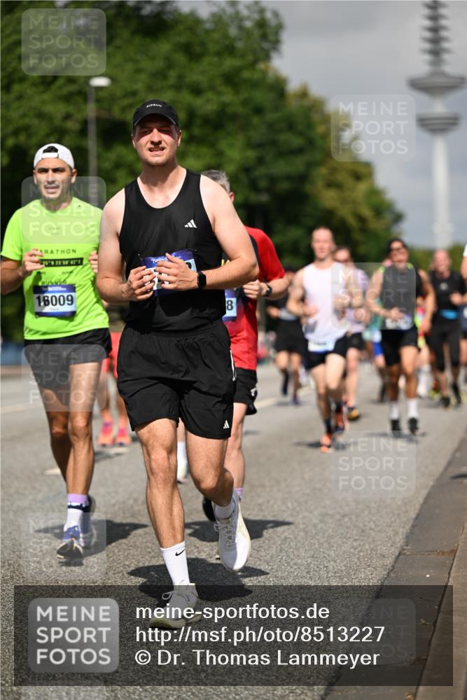 29.06.2025 - hella hamburg halbmarathon Dr. Thomas Lammeyer http://msf.ph/oto/8513227 29.06.2025 10:01:45 Kennedybrücke 1179, 1193, 1258, 1320, 1321, 1335, 1422, 1563, 1870, 2252, 2397, 2448, 2488, 2612, 2636, 2946, 3048, 3058, 3251, 3999, 4379, 4814, 4986, 5032, 5093, 5633, 5672, 6356, 6374, 6569, 6628, 6776, 7134, 7478, 7594, 7646, 7724, 7742, 7952, 7973, 7976, 8176, 8508, 8689, 8973, 9057, 9065, 9145, 9214, 9227, 9656, 9835, 10860, 11208, 11217 meine-sportfotos.de