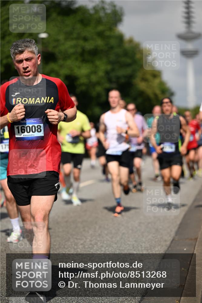 29.06.2025 - hella hamburg halbmarathon Dr. Thomas Lammeyer http://msf.ph/oto/8513268 29.06.2025 10:01:47 Kennedybrücke 1179, 1193, 1258, 1320, 1321, 1335, 1422, 1563, 1870, 2252, 2397, 2448, 2488, 2612, 2636, 2946, 3058, 3251, 4379, 4814, 4986, 5032, 5093, 5633, 5672, 6164, 6356, 6569, 6628, 6776, 7134, 7478, 7594, 7646, 7724, 7742, 7952, 7973, 7976, 8176, 8508, 8689, 8973, 9057, 9065, 9145, 9214, 9227, 9656, 9835, 10860, 11208, 11217 meine-sportfotos.de